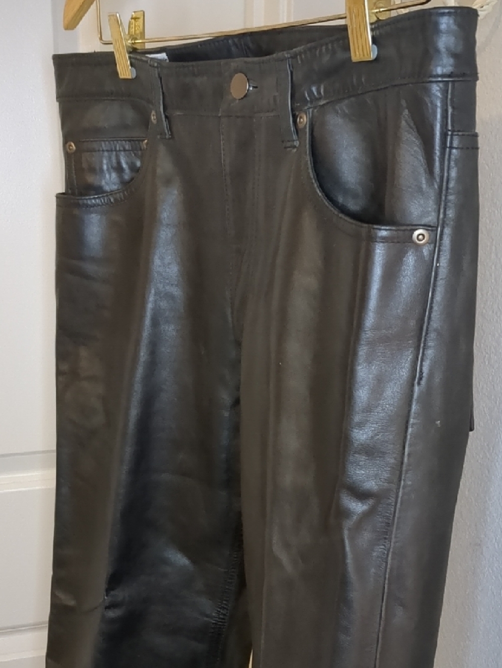 Wilsons Pelle Studio Mens Black Leather Pants SZ 34 Straight Leg - Picture 3 of 8